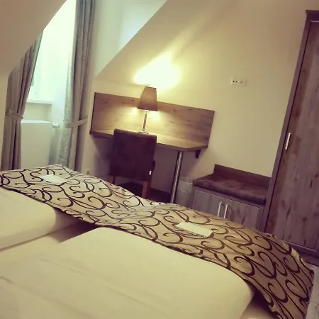 Akzent Koehler 3*