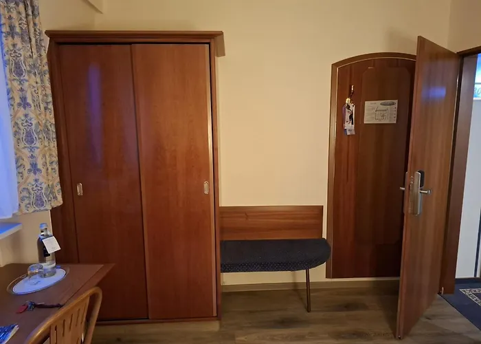 阿克真特科勒酒店 酒店 3*